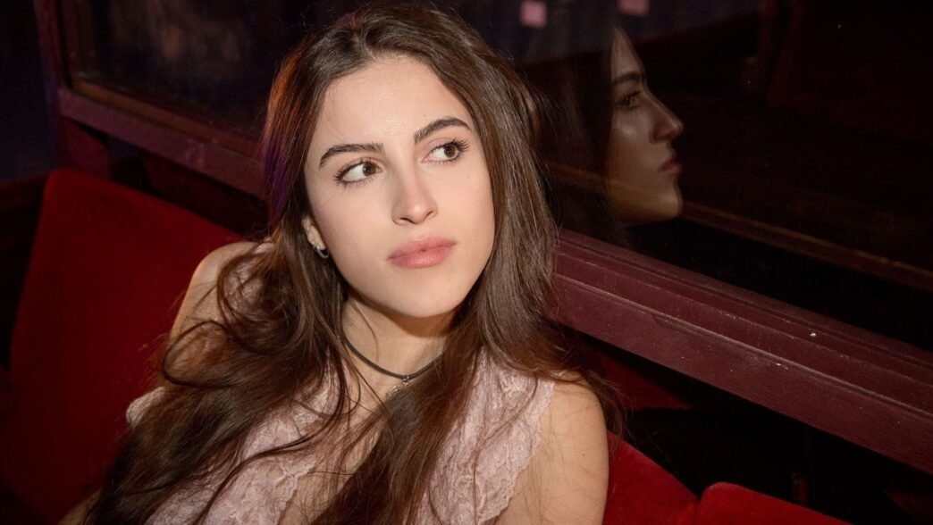 Ally Salort