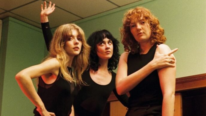 Folk Btch Trio