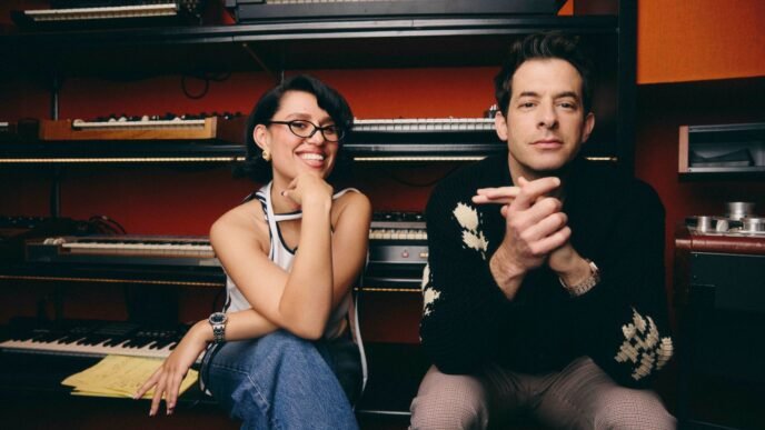 Mark Ronson, RAYE